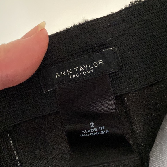 Ann Taylor skirt - Picture 4 of 5